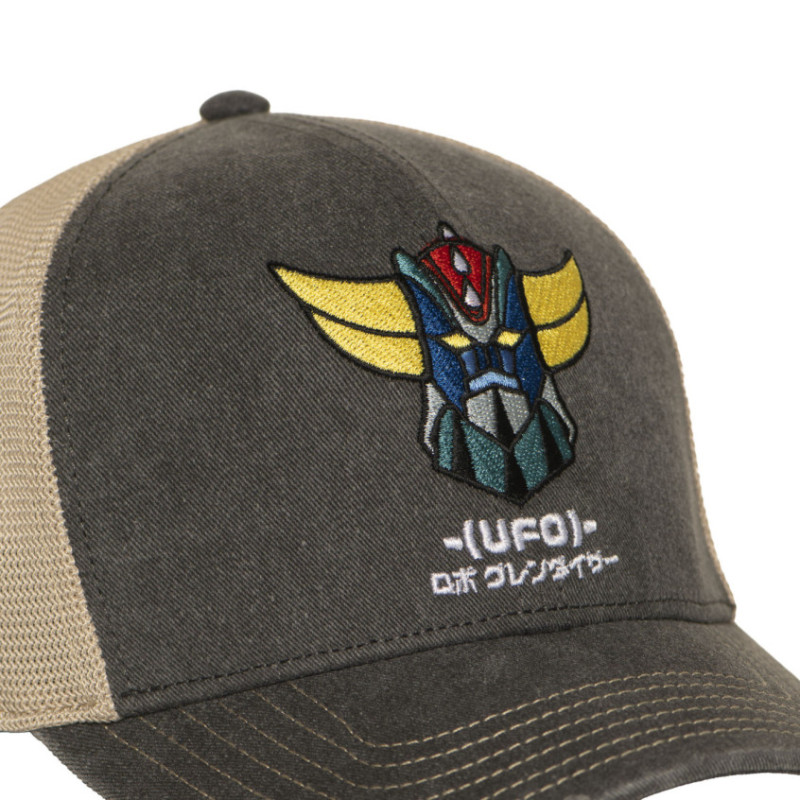 Casquette semi curved finitions premium effet usé Goldorak - Photo 3