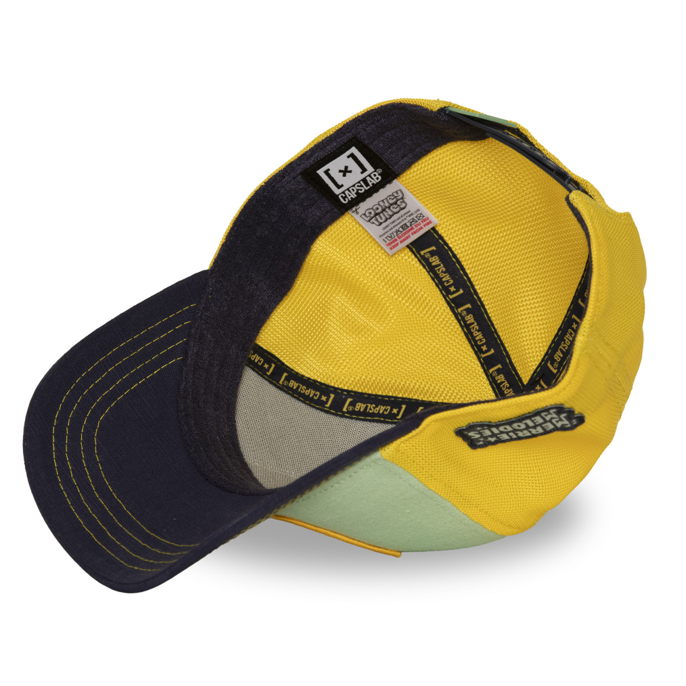 Casquette trucker premium filet et patch Looney Tunes Bugs and Daffy